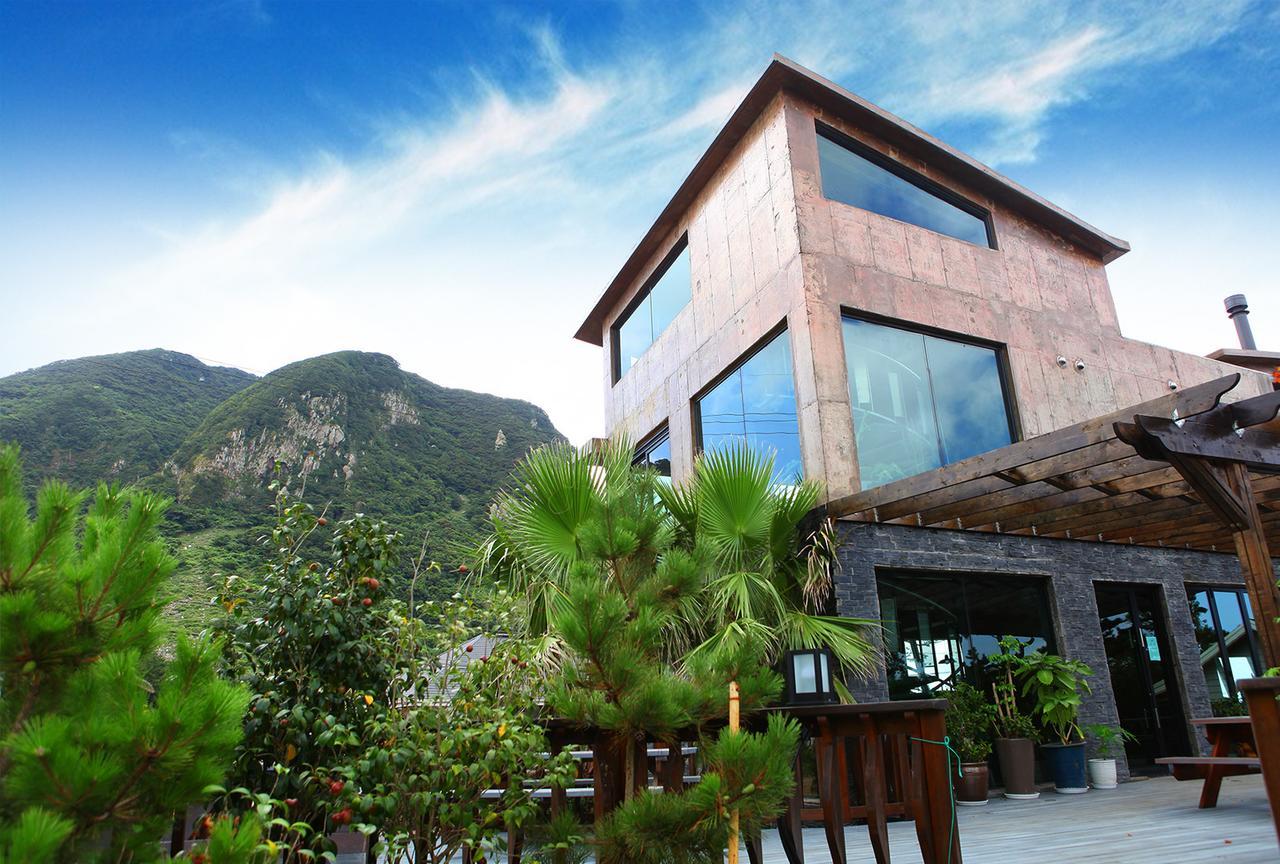 Mirvill Pension & Resort Σεογκουίπο Εξωτερικό φωτογραφία