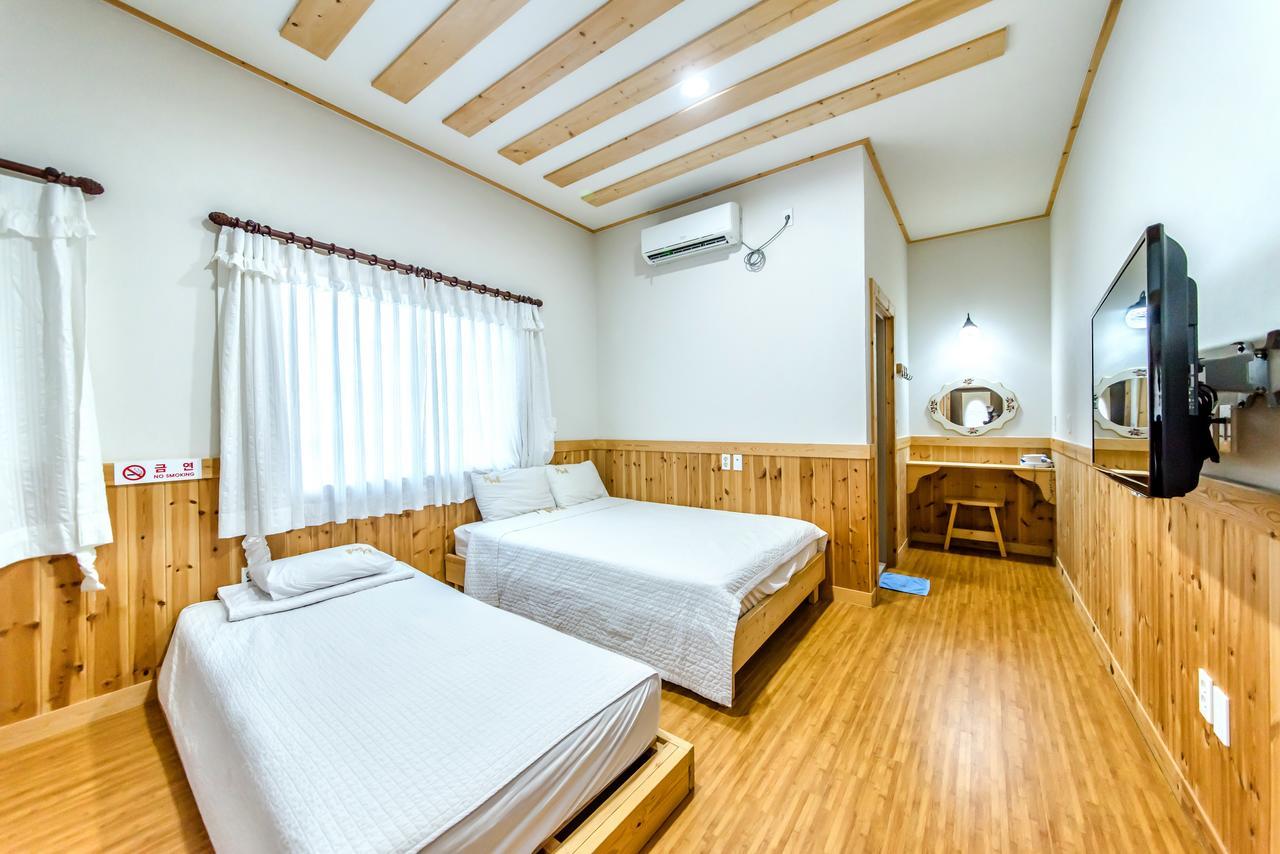 Mirvill Pension & Resort Σεογκουίπο Εξωτερικό φωτογραφία