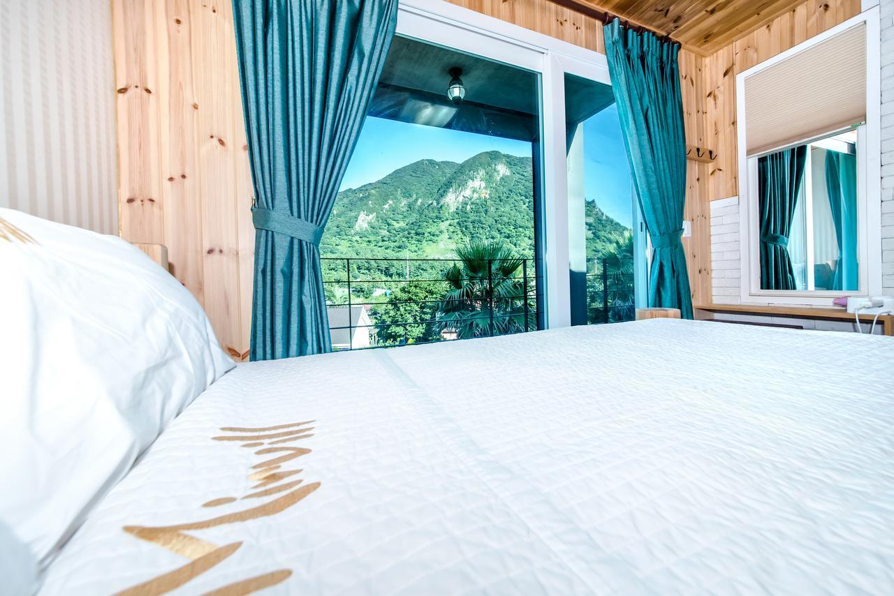 Mirvill Pension & Resort Σεογκουίπο Εξωτερικό φωτογραφία