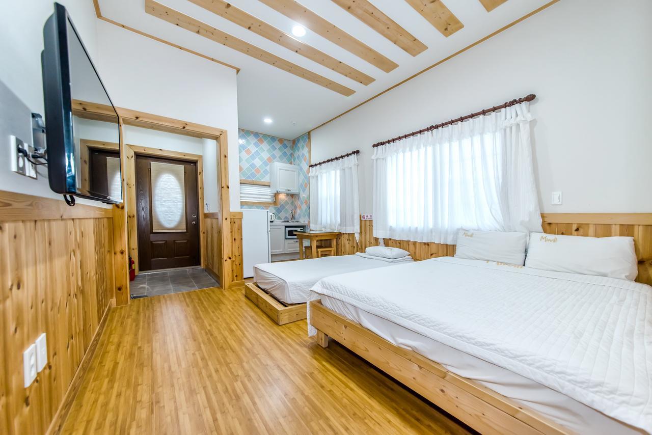 Mirvill Pension & Resort Σεογκουίπο Εξωτερικό φωτογραφία